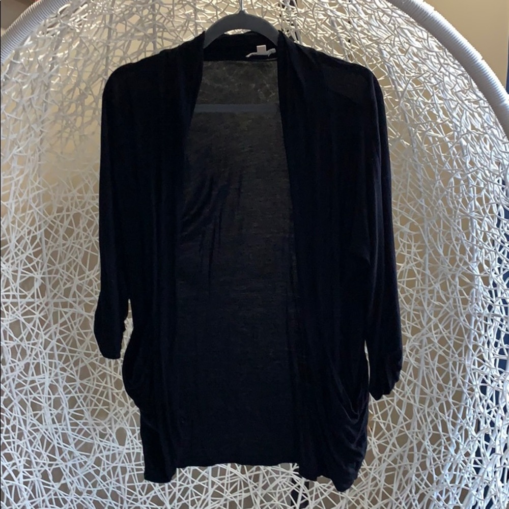 Black shrugged cardigan with POCKETS!